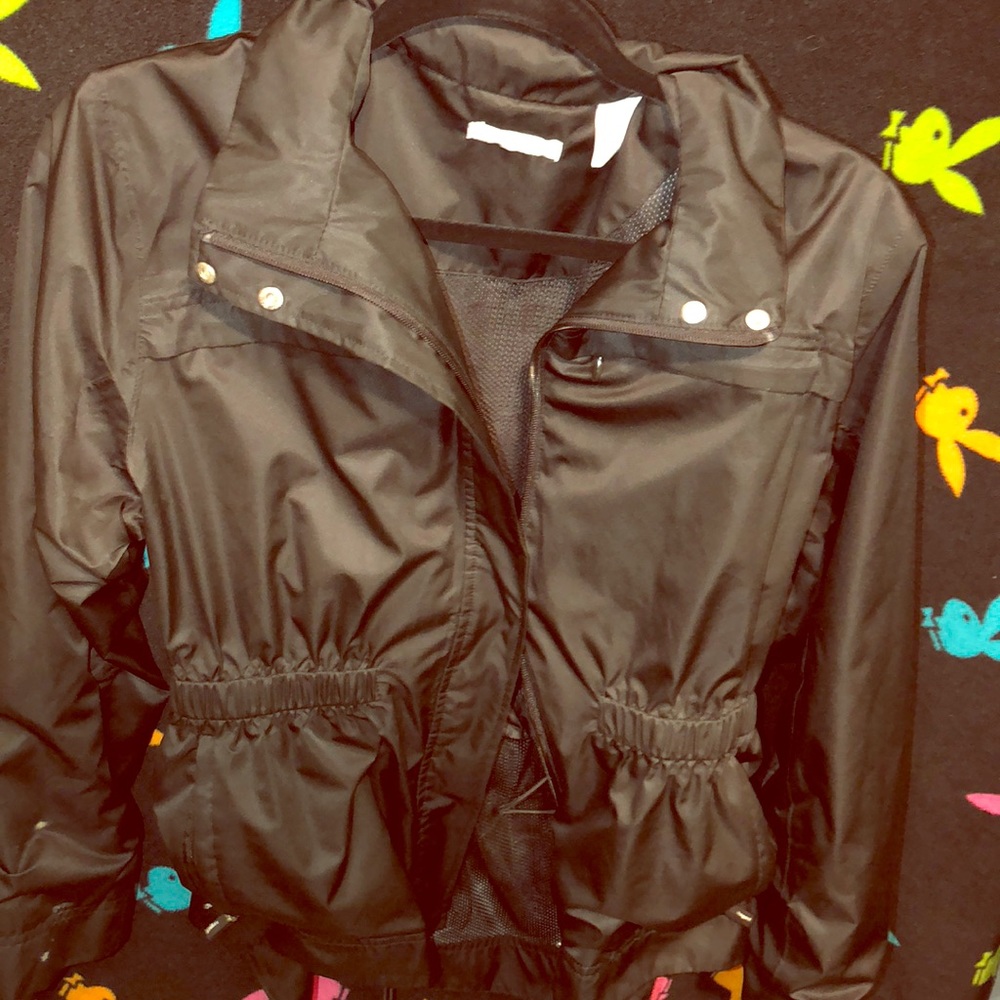 Black Fitted Liz Claiborne Golf windbreaker
